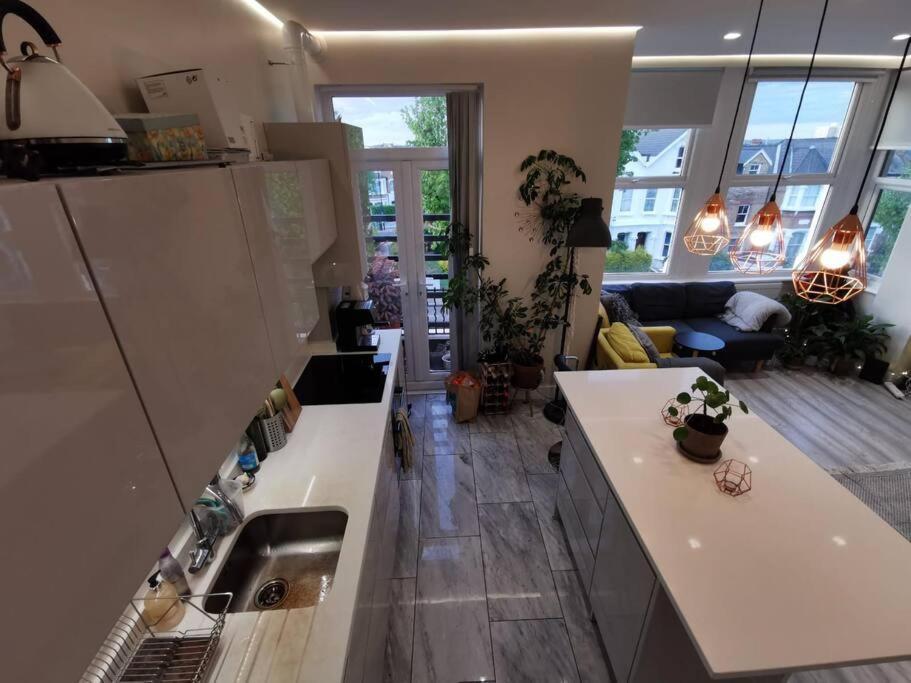 Entire Apartment Alexandra Palace, ลอนดอน ภายนอก รูปภาพ